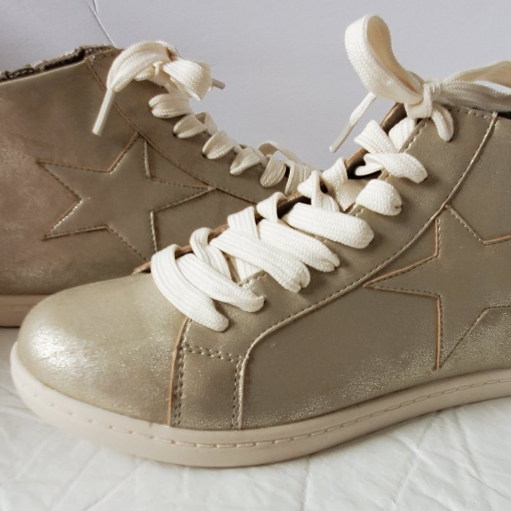 American Rag Silver Boot - Picture 6 of 8